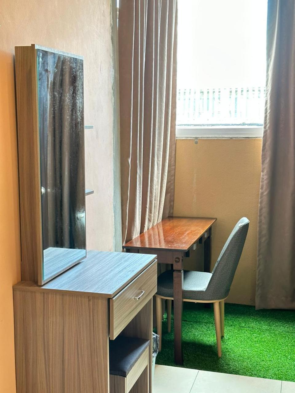 Seladah Stay Kuching Extérieur photo