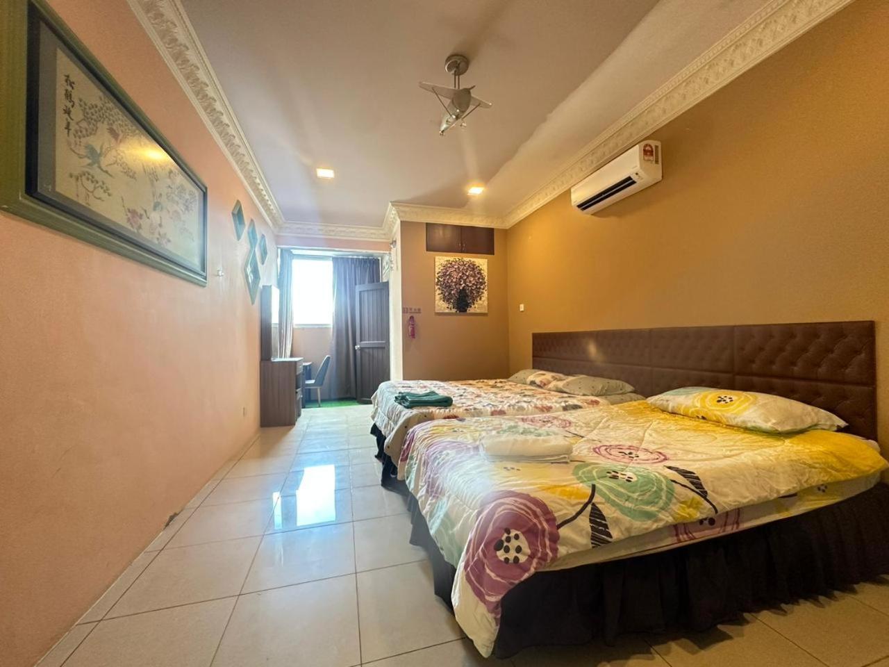 Seladah Stay Kuching Extérieur photo