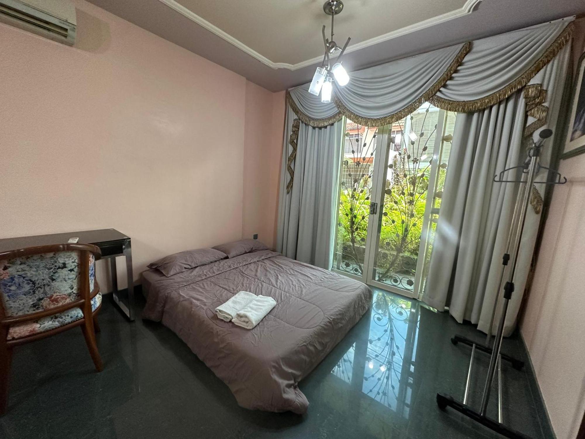 Seladah Stay Kuching Extérieur photo